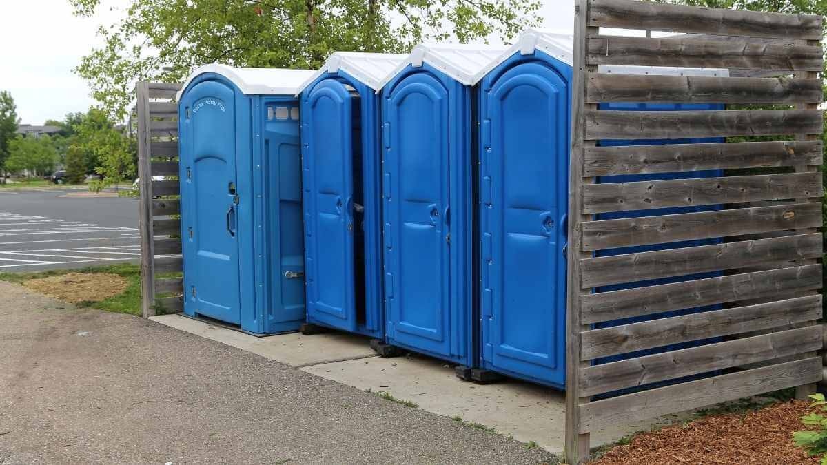 Porta Potty Rental Pros - Quality Portable Restroom Services in Fort Blackmore, VA, 24250